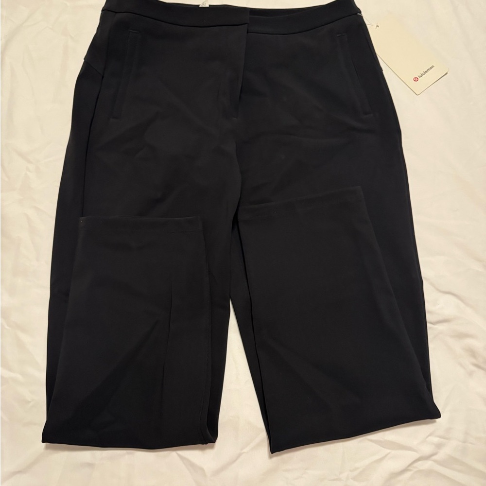 Lululemon on the move pant